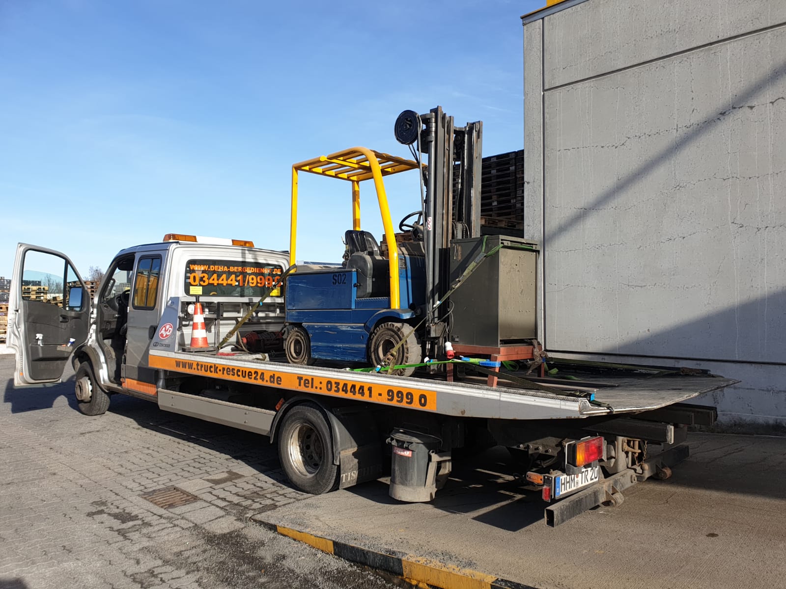 Prace z wykorzystaniem dźwigu - Przeprowadzki maszyn - Transport ciężki